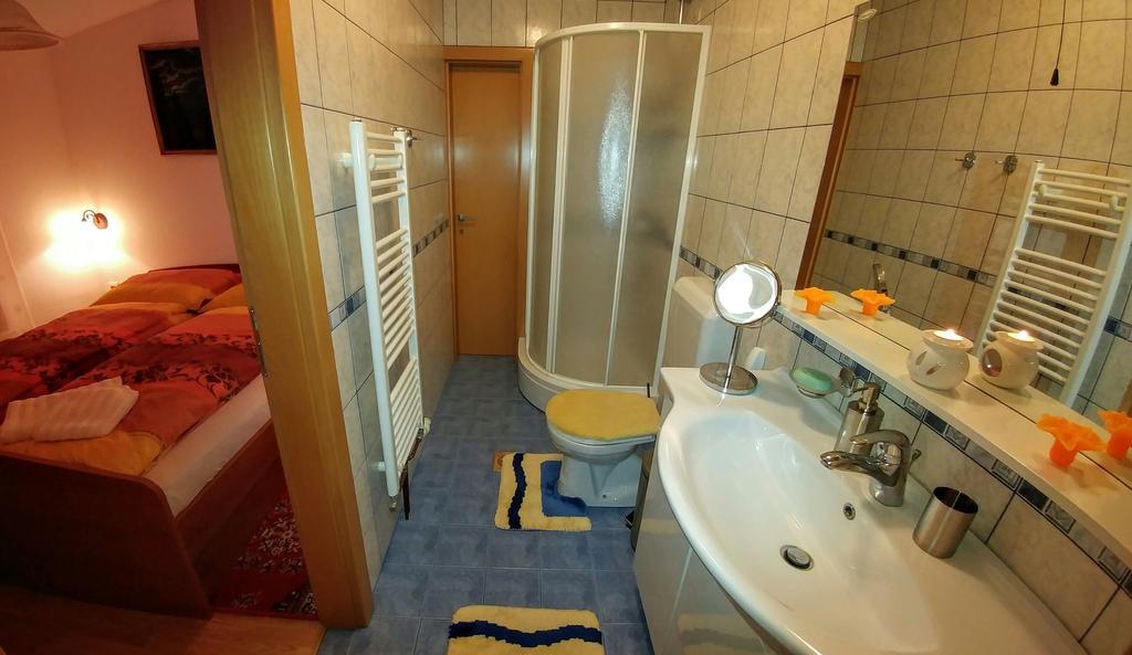 רוגאסקה סלאטינה Apartments Ina מראה חיצוני תמונה