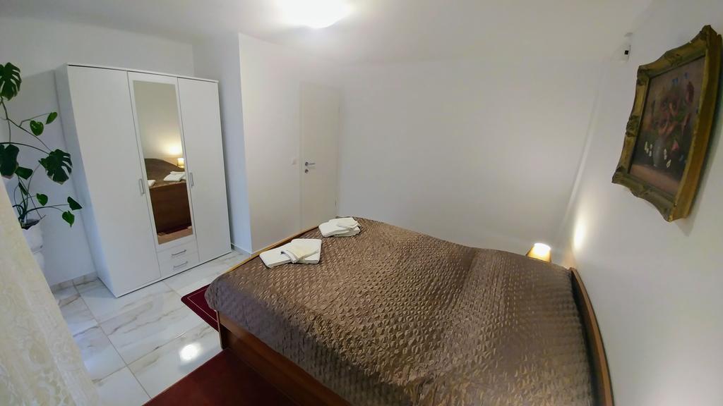 רוגאסקה סלאטינה Apartments Ina מראה חיצוני תמונה