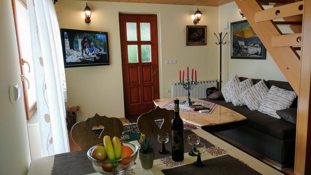 רוגאסקה סלאטינה Apartments Ina מראה חיצוני תמונה