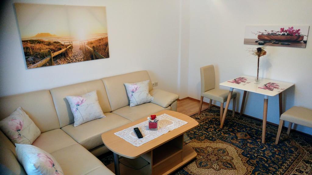 רוגאסקה סלאטינה Apartments Ina מראה חיצוני תמונה